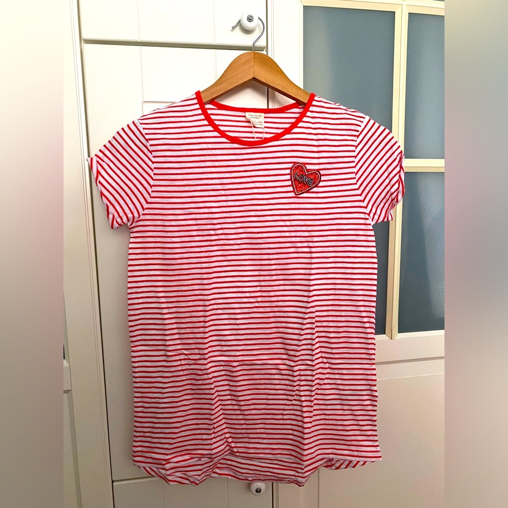New with tags! ZARA Girls Sz 11-12 Knit Stripe Tee with “Love” Appliqué